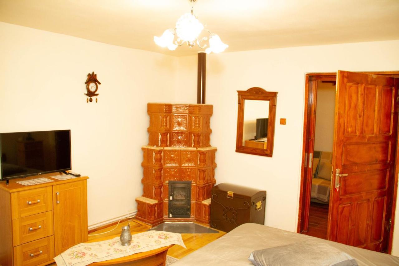 La Mihai Lupeni  Exterior foto