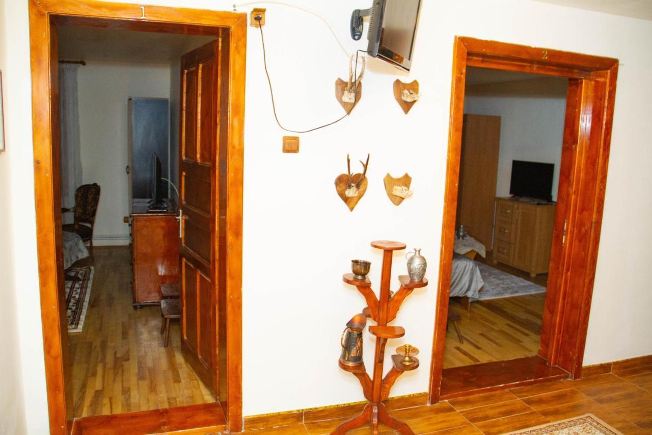 La Mihai Lupeni  Exterior foto